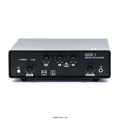 Xiegu GNR1, front panel - Submitted by Peter