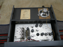 Hallicrafters S-86, open top view showing tube complement