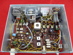 Heathkit HW-8 QRP Transceiver, chassis view top, cover off, rear to front