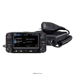Icom ID-5200 controller and main unit with HM-232 microphone - Submitted by Peter